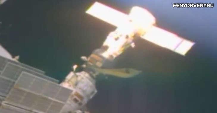 UFO dokkolt a Nemzetközi Űrállomáson