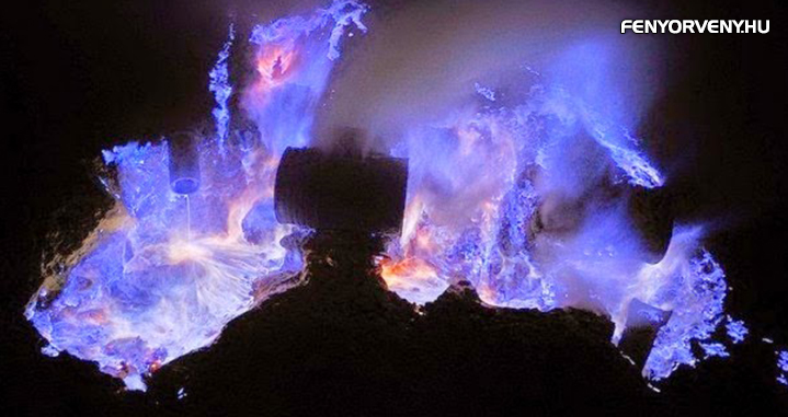A tűzhányó, amely kék színű lávát lövell-2