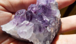 Kristálygyógyászat-Gyógyító kövek-Ametiszt