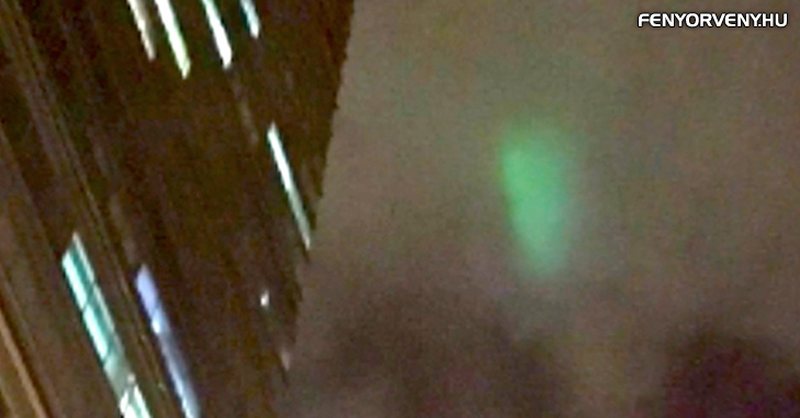 Rejtélyes zöld fényeket észleltek a világ több pontján is