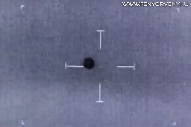 UFO-t filmezett egy rendőrségi helikopter Bristol felett /VIDEÓVAL!/