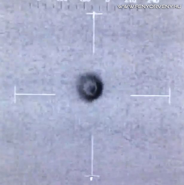 UFO-t filmezett egy rendőrségi helikopter Bristol felett /VIDEÓVAL!/