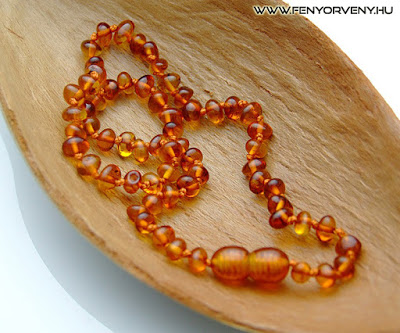 Gyógyító borostyánnyaklánc