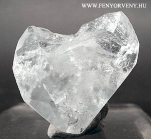 Kristálygyógyászat/Gyógyító kövek: Fenakit (Phenacite/Phenakite)