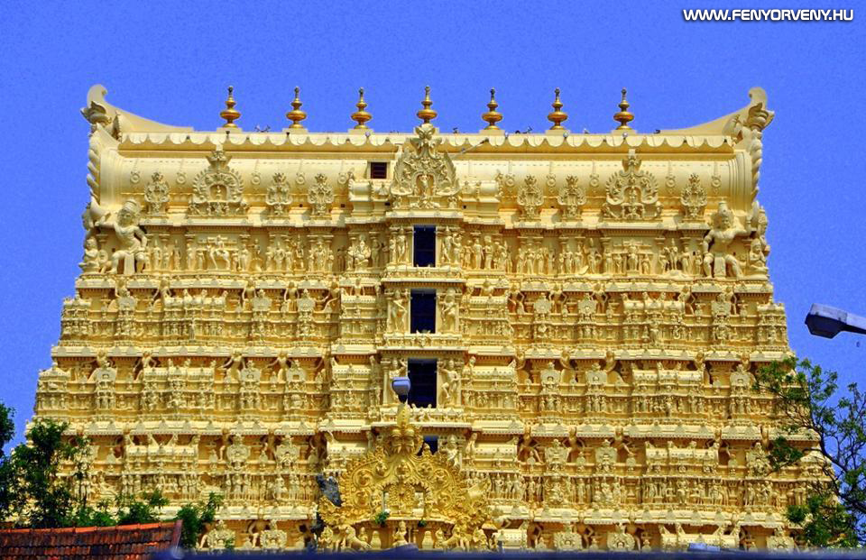 Padmanabhaswamy templom rejtélyes hanghullámokkal lezárt ajtaja