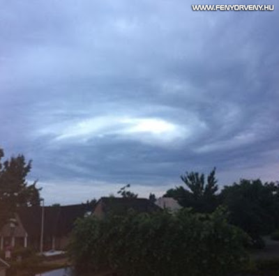 Rejtélyes örvény jelent meg Antwerpen felett