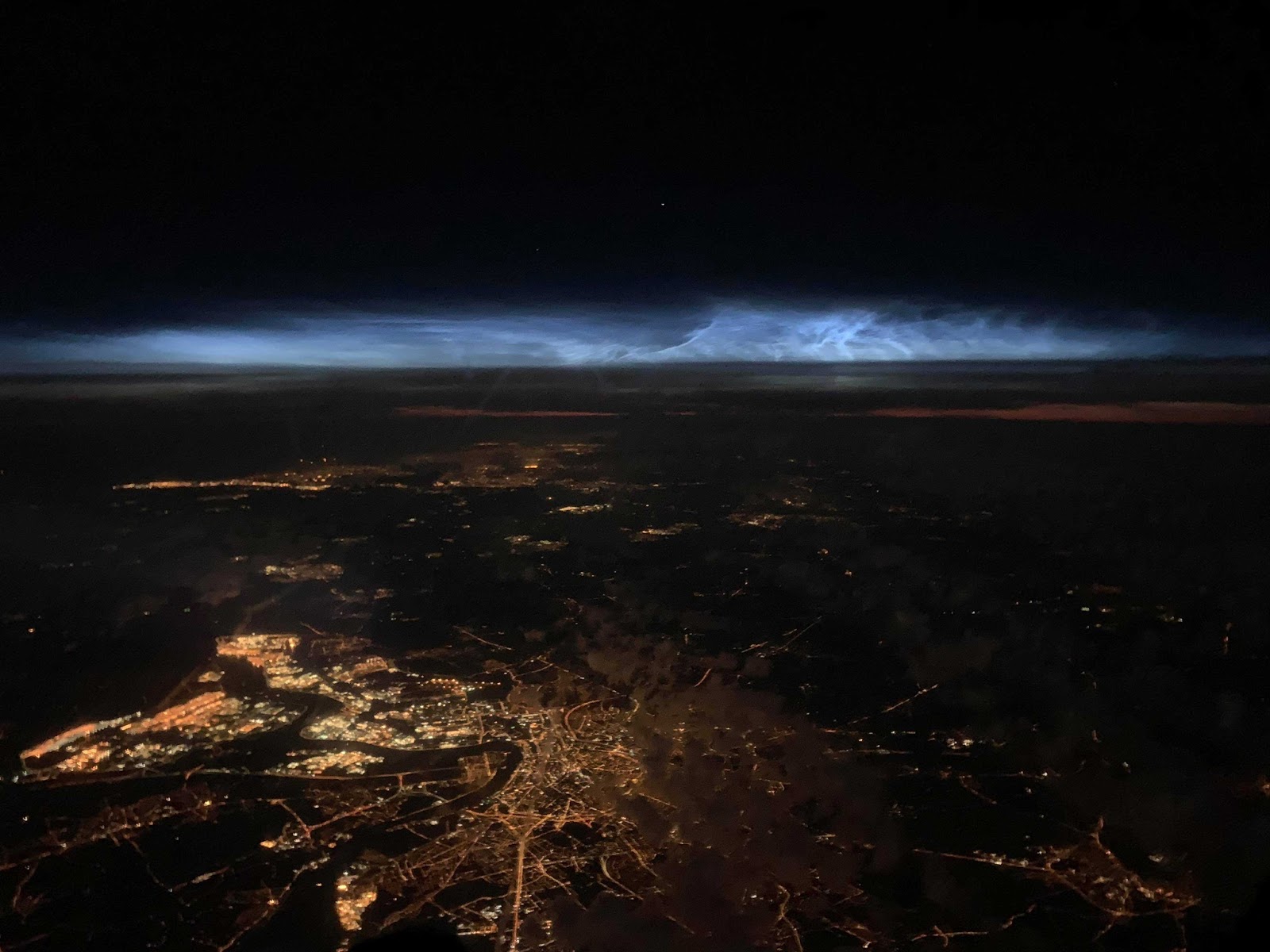 Világító felhők a magasból - Liege felett-2