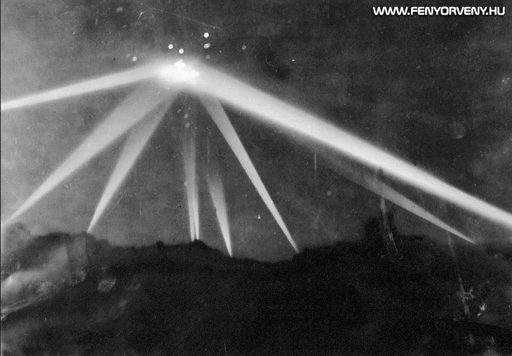 A világ legrejtélyesebb légi csatája - UFO-k Los Angeles felett 1942-ben