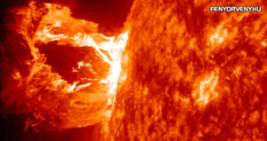 A Nap lökéshulláma repedést nyitott a Föld mágneses mezőjében